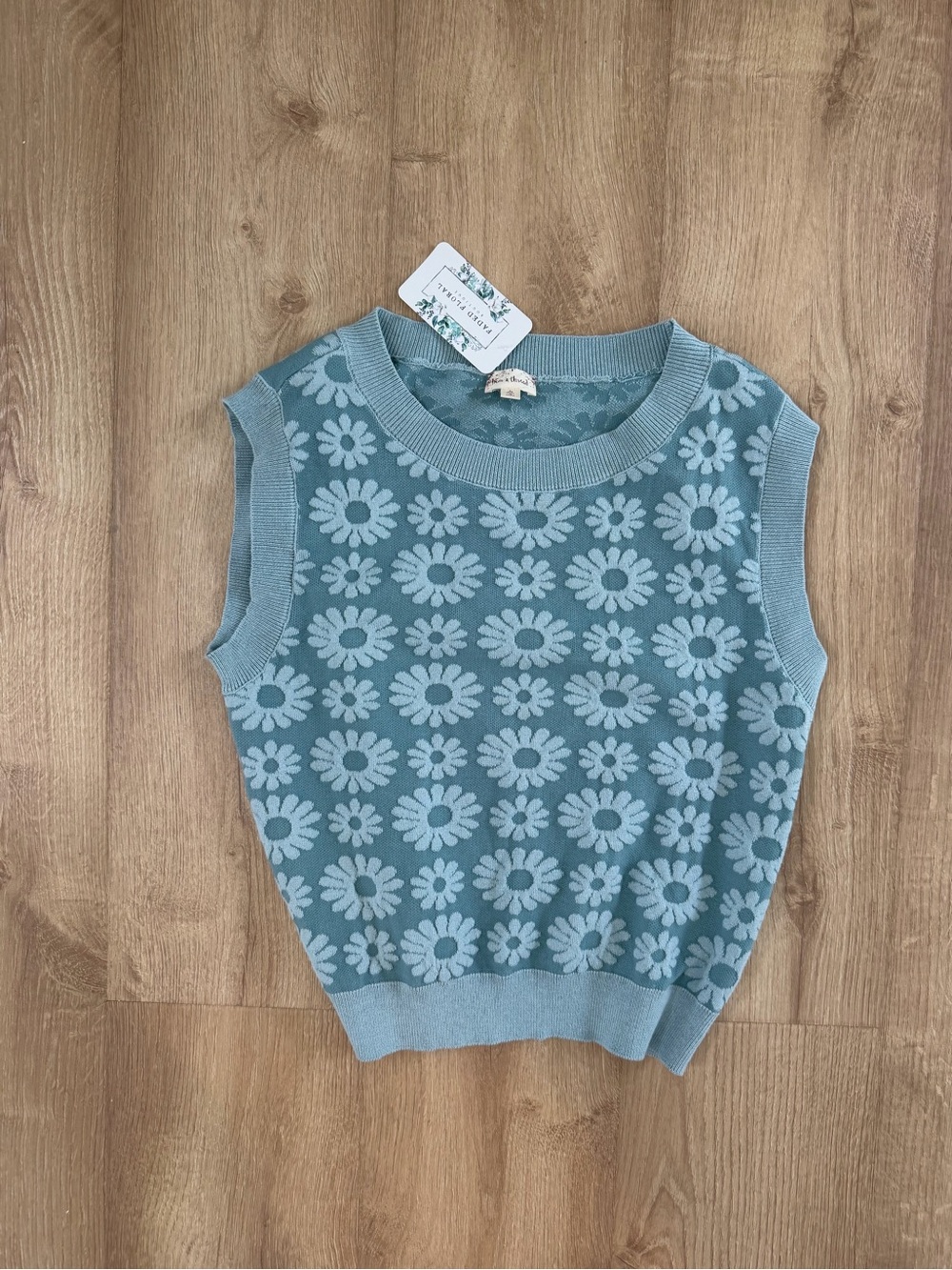 Faded Floral Knit Sweater Tank in Blue & White New Size Medium